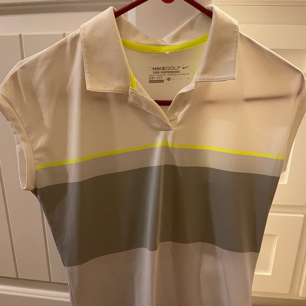 Nike golf shirt dri-fit!❤️⛳️🏌🏽‍♀️